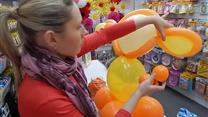 Два магазина товаров для праздника в Крыму